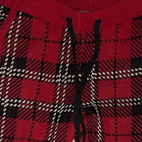 Plaid Print Joggers - Picture 2 of 3